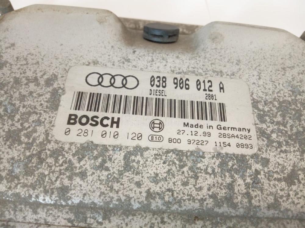 Control unit 0281010120 de Audi A3 2008-0 - pieza usada