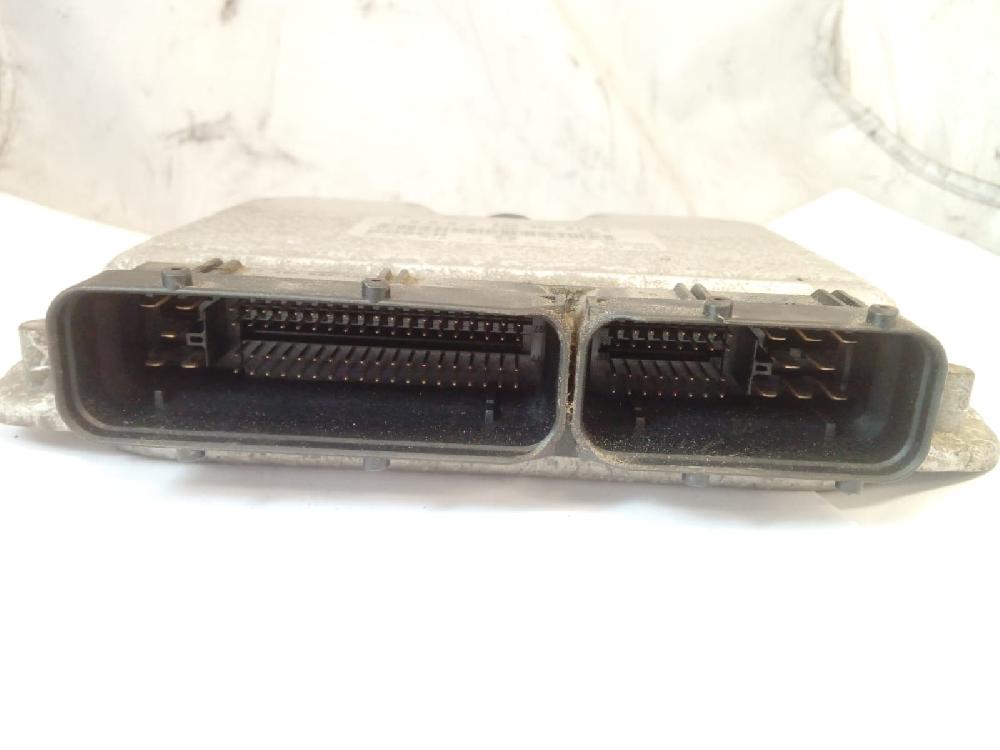 Control unit 0281010120 de Audi A3 2008-0