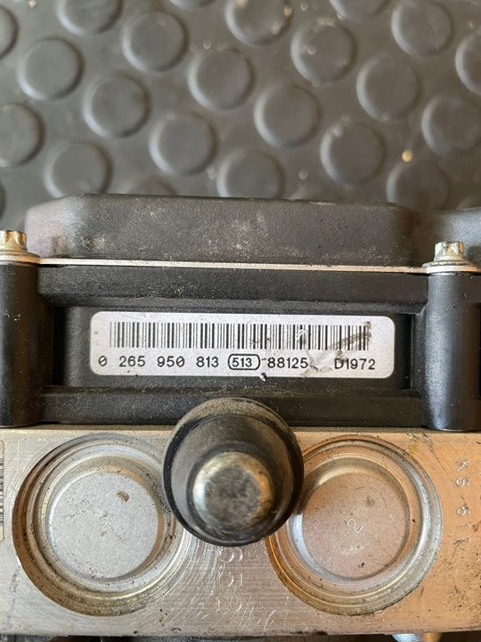 Abs 0265234662 de Subaru Legacy combi/ outback 2003-0 150 CV - pieza usada