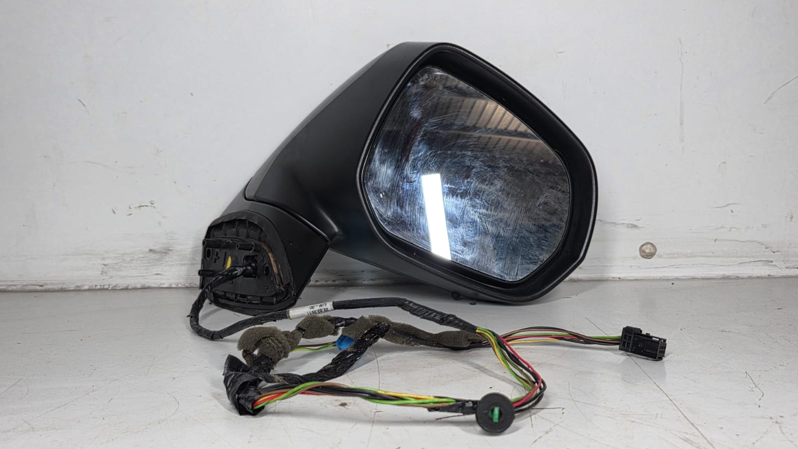 Door mirror right hand 024375 de Citroen C4 picasso ii 2013-2011 109 CV
