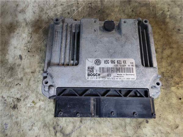 Switchboard engine uce BKD 0281013228 de Volkswagen Golf v (1k1) 2003-0