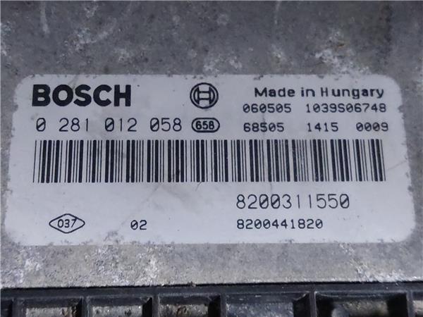 Switchboard engine uce G9T742 0281012058 de Renault Espace iv (jk0/1_) 2002-0 - pieza usada