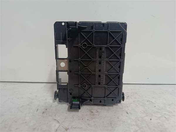 8HX 9643498780 de Citroen C3 2002-0 - pieza usada
