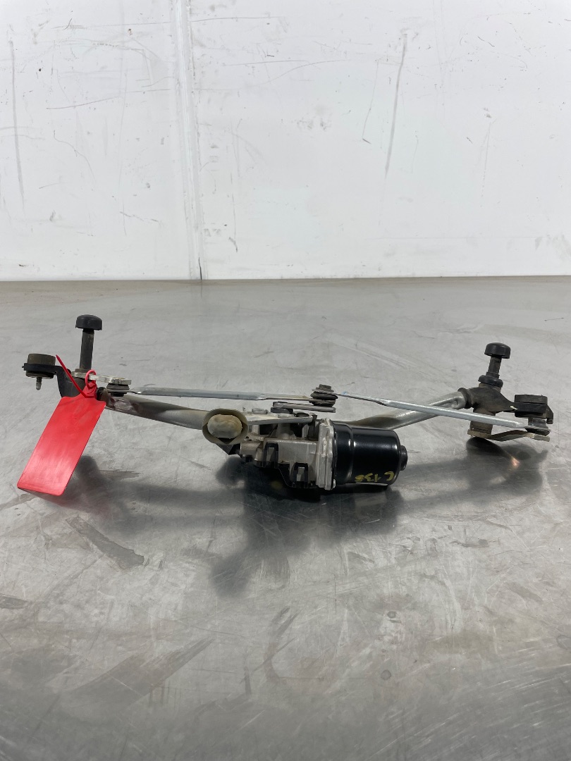 Motor limpia delantero 9824784980 de Peugeot 208 2019-0