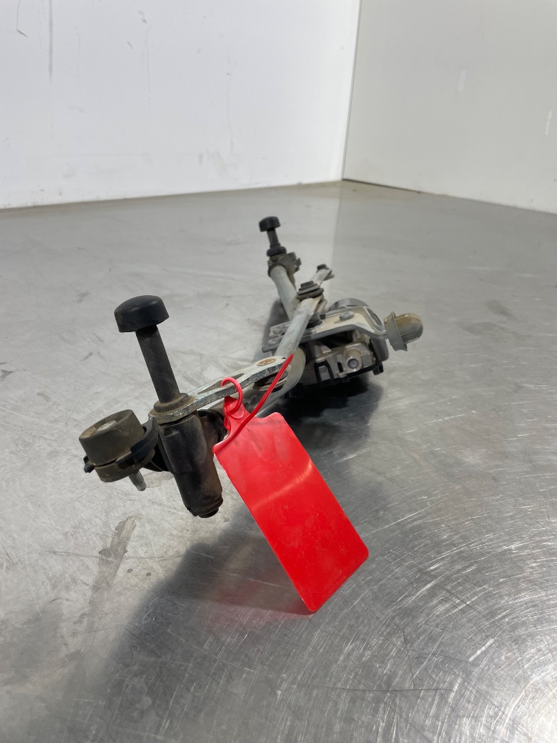 Wischermotor vorne at 9824784980 de Peugeot 208 2019-0 - pieza usada