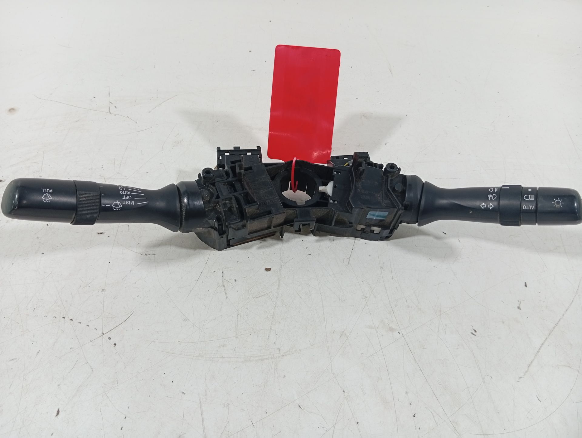 Mando multifunción 173832 de Toyota Corolla sedán (_e15_) 2006-2014