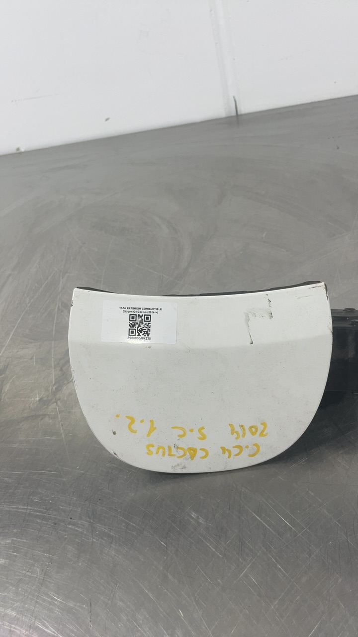 Tapa exterior combustible 9801501380 de Citroen C4 cactus 2014-0 - pieza usada