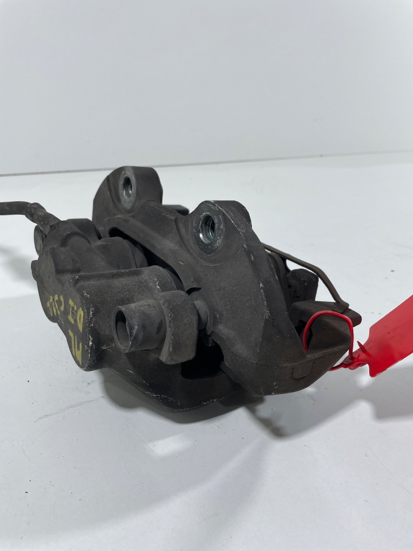 Pinza de freno delantera izquierda de Mercedes-benz Clase ml 2005-2010 224 CV - pieza usada