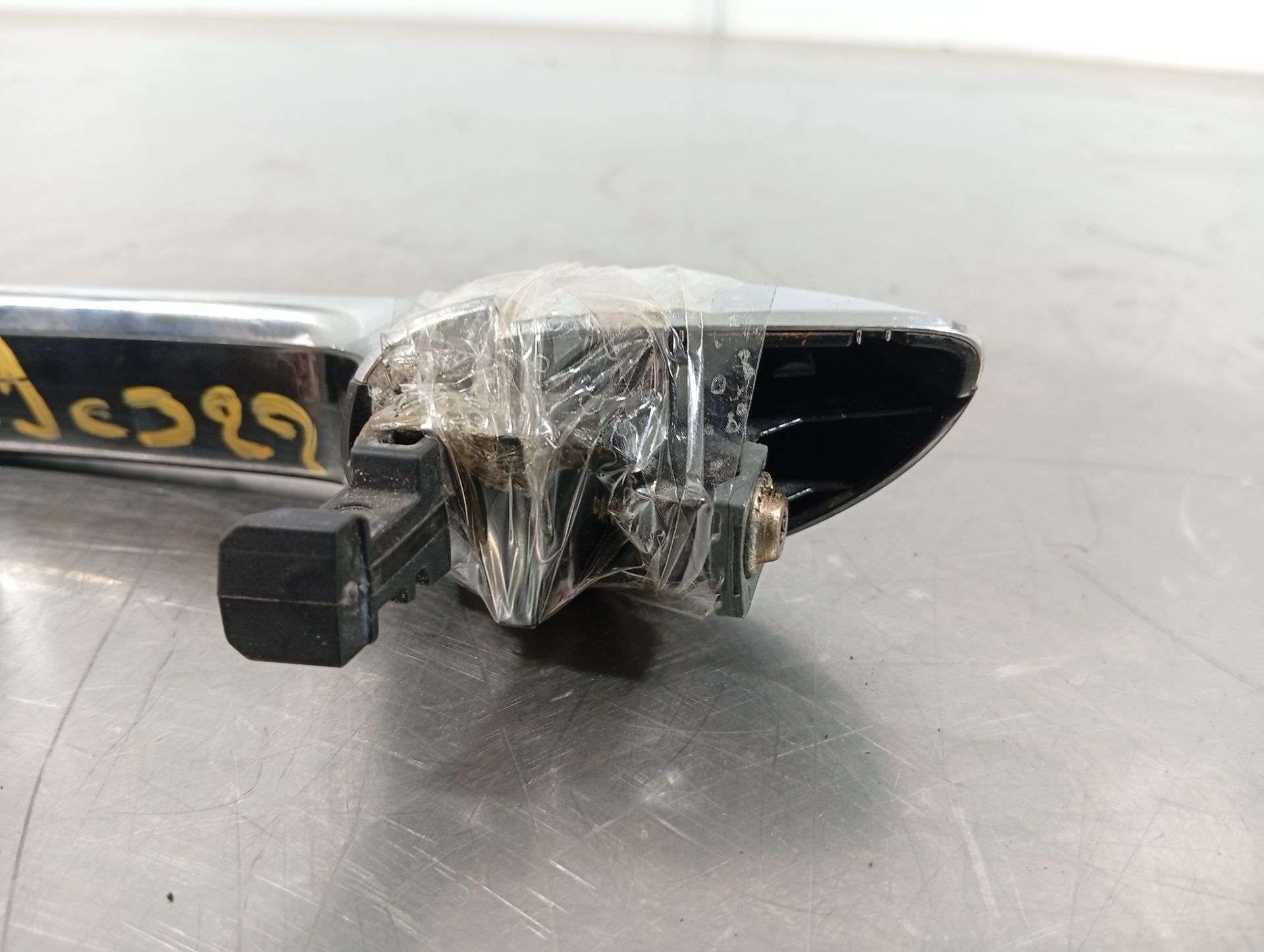 Maneta exterior trasera derecha 1647600670 de Mercedes-benz Clase ml 2005-2010 224 CV - pieza usada