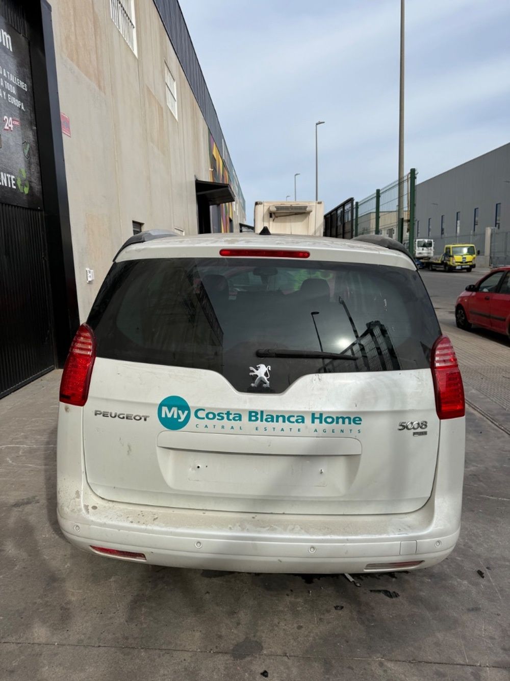 Switchboard engine uce 9678628780 de Peugeot 5008 (0u_, 0e_) 2009-2017 111 CV - pieza usada