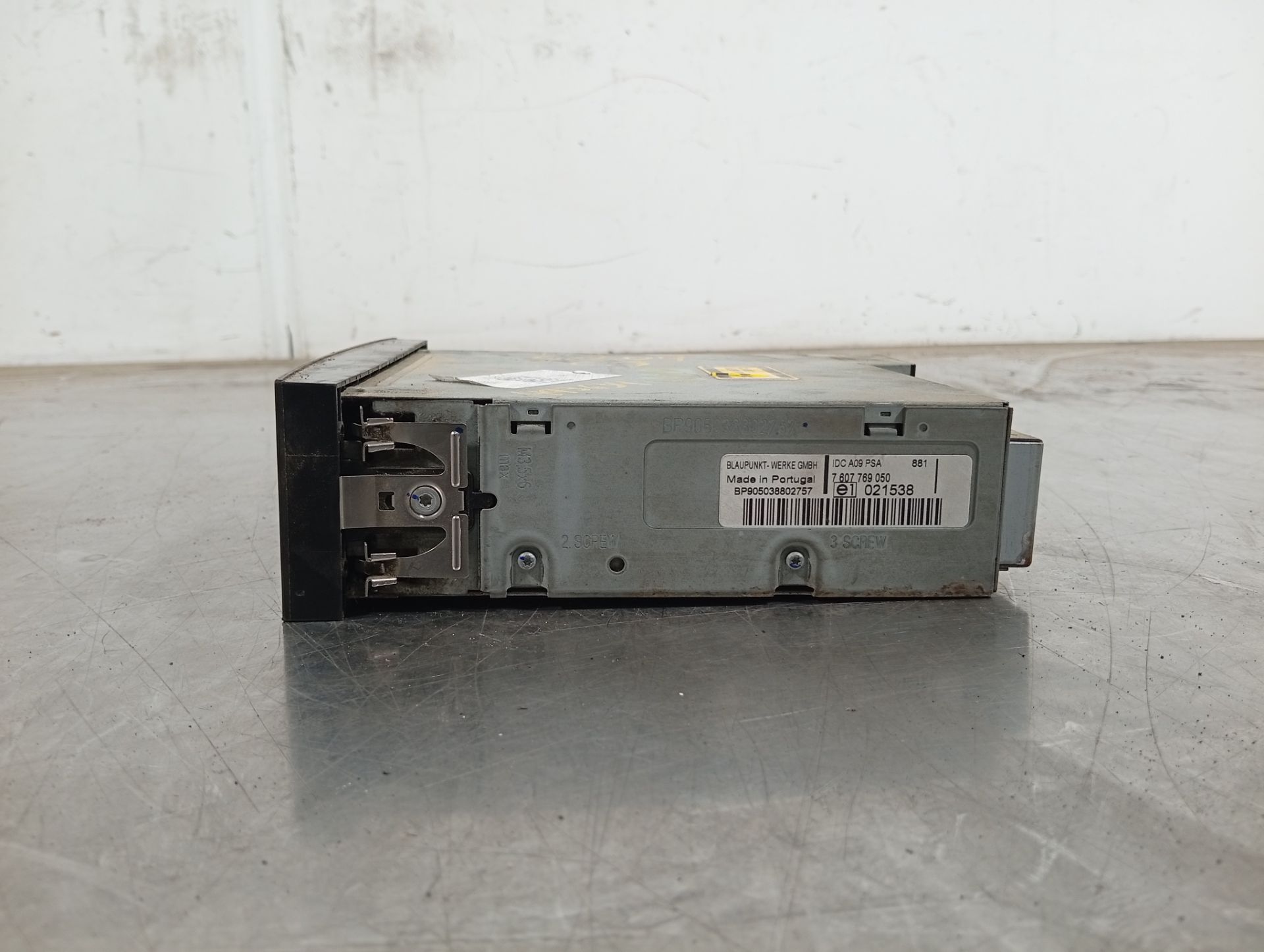 Lector de cd 7607769050 de Citroen C3 1995-2009 68 CV - pieza usada