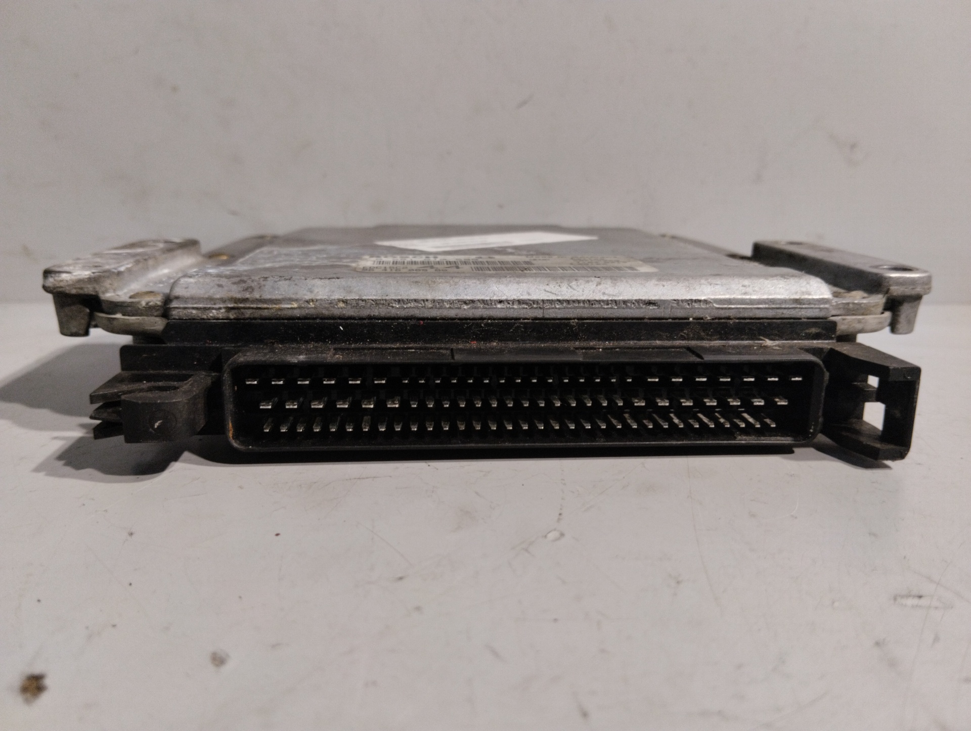 Centralita motor uce 0281010500 de Peugeot 206 hatchback (2a/c) 1998-2003 - pieza usada