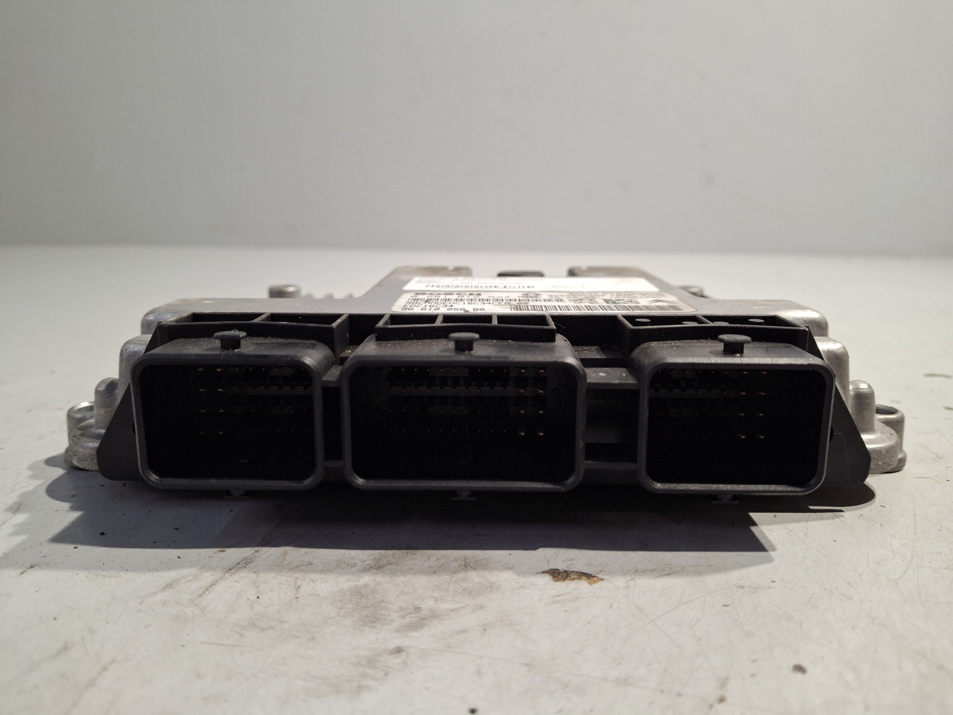 Switchboard engine uce 0281012624 de Citroen C5 ii (rc_) 2004-2008 - pieza usada