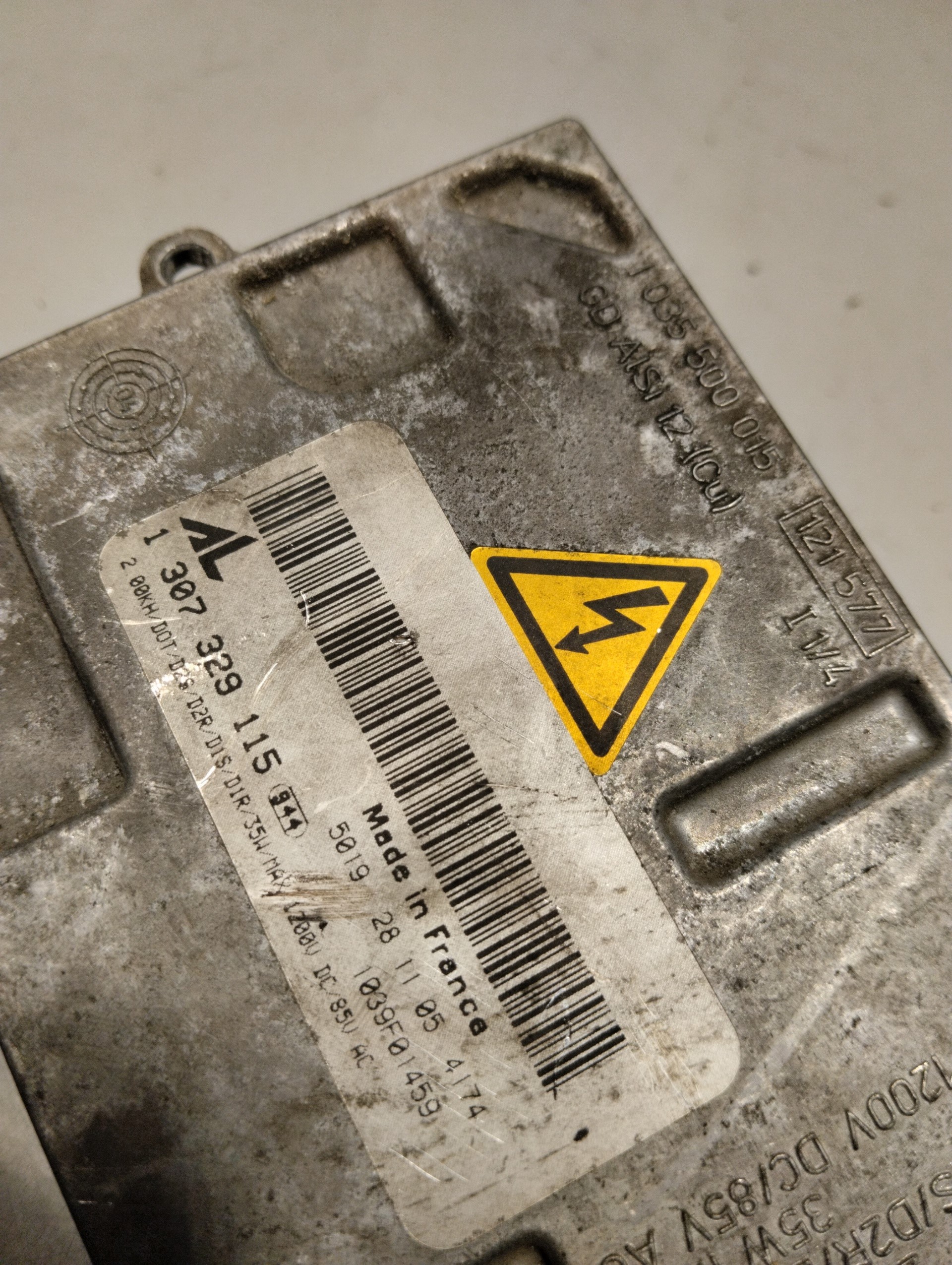 Boîtier xenon 1307329115 de Volkswagen Passat b6 (3c2) 2005-2008 - pieza usada
