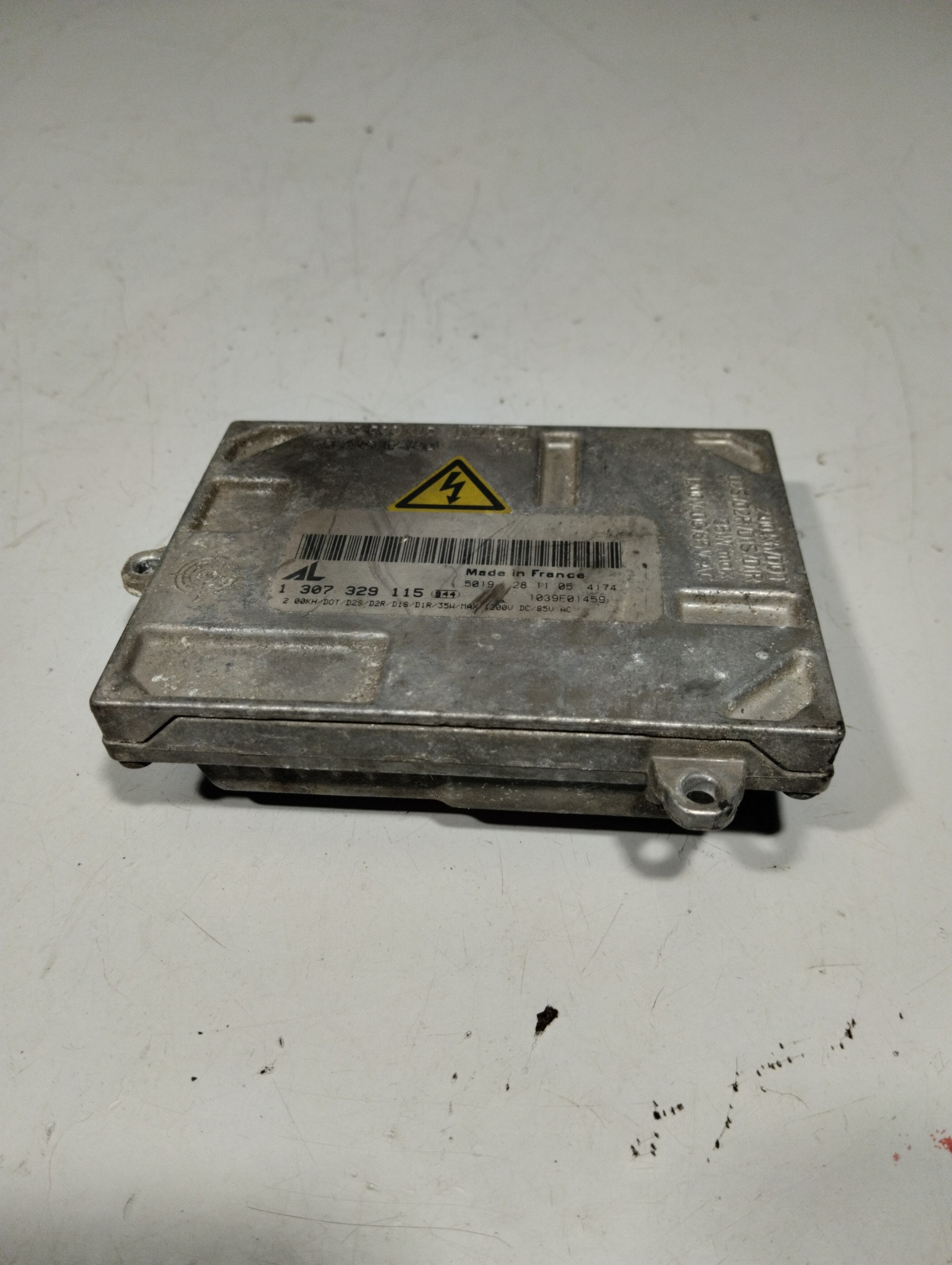 Boîtier xenon 1307329115 de Volkswagen Passat b6 (3c2) 2005-2008