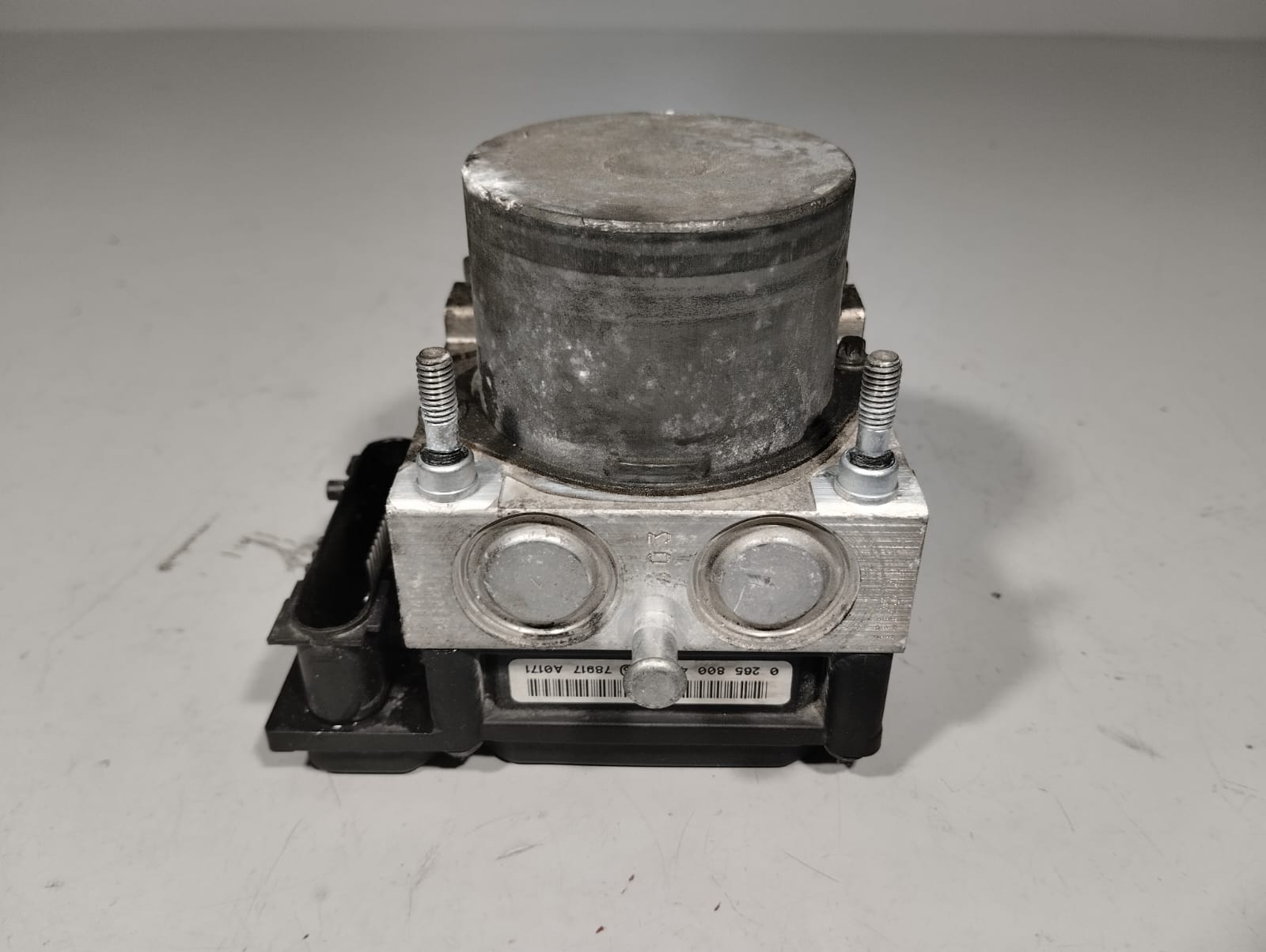 Abs 134910 0265231502 de Mitsubishi Colt 2005-2009 con 114250 km - pieza usada