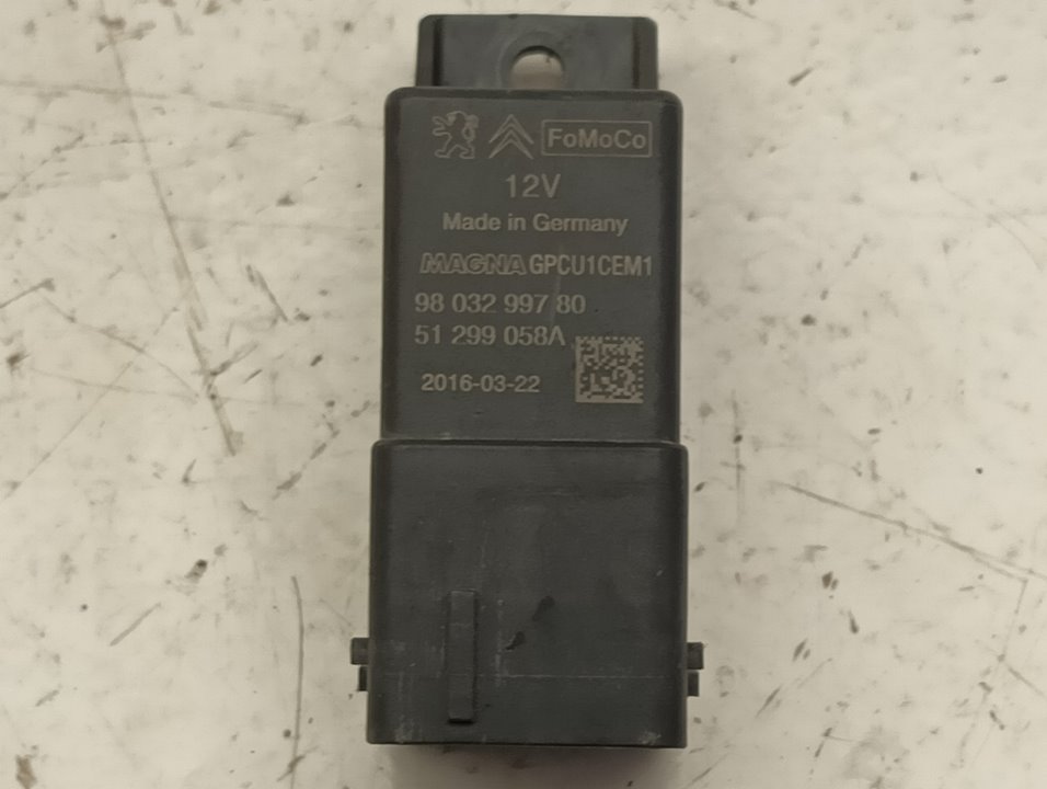 Caja de precalentamiento 9803299780 de Peugeot 308 sw ii (lc_, lj_, lr_, lx_, l4_) 2014-0 179 CV