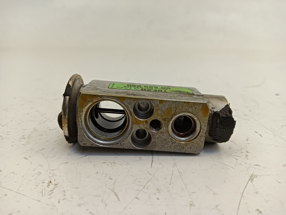 Válvula de expansion 90559850 de Opel Astra g hatchback (t98) 1998-2003 75 CV
