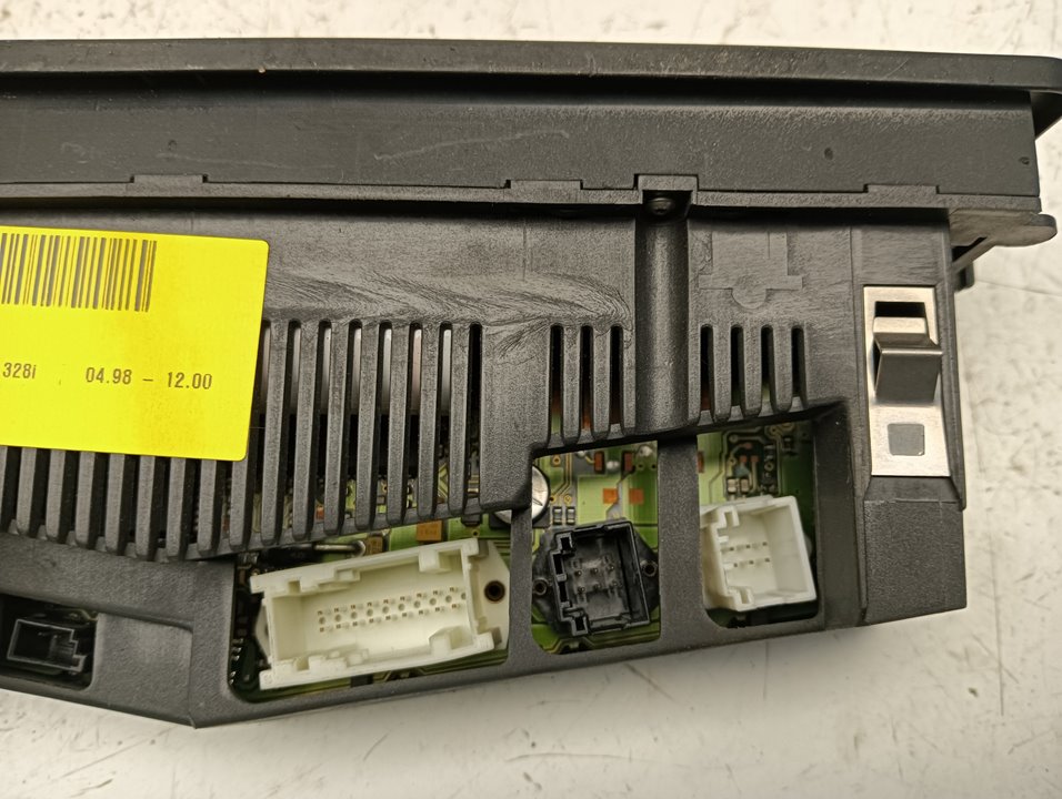 Mando del climatizador 64118382447 de Bmw 3 berlina 2004-0 - pieza usada