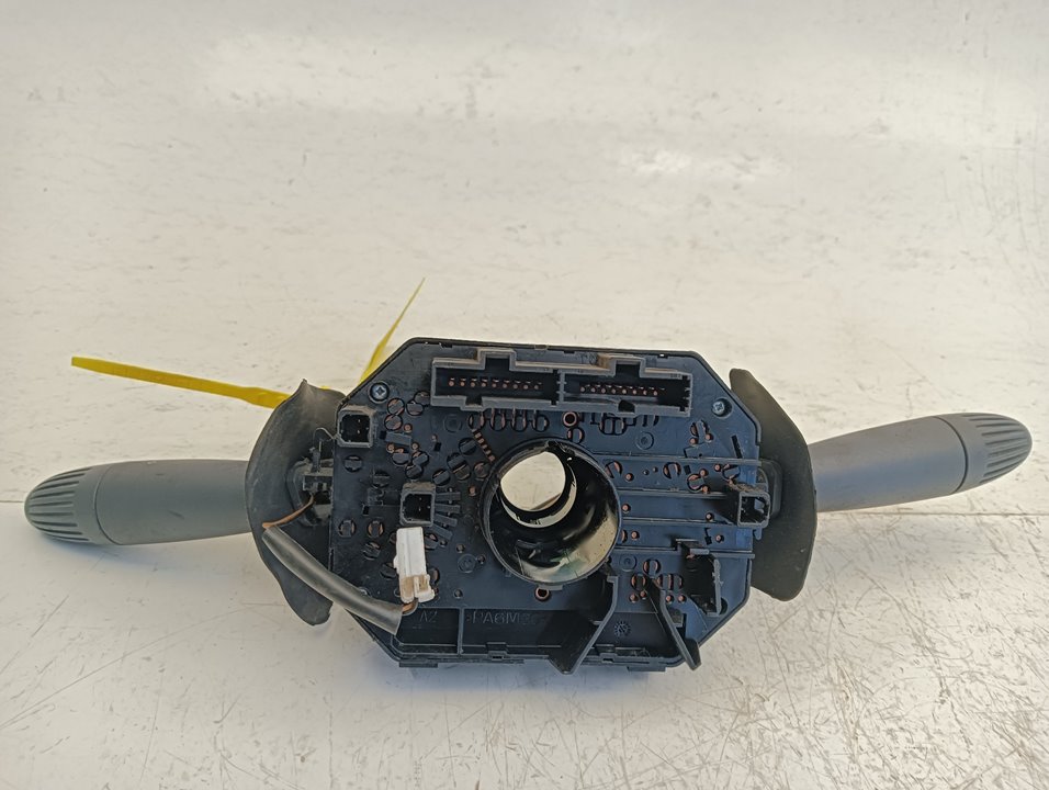 Commande autoradio 735444632 de Fiat Ii panda 2003-0 34 CV - pieza usada