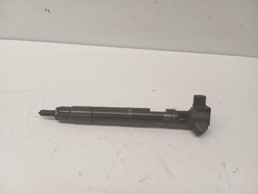 Injecteur 651921 228354010 de Mercedes-benz Clase c (w205) 2014-2018 170 CV con 347723 km - pieza usada