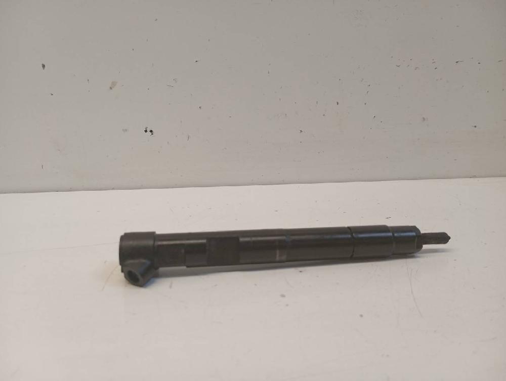 Injecteur 651921 228354010 de Mercedes-benz Clase c (w205) 2014-2018 170 CV con 347723 km - pieza usada