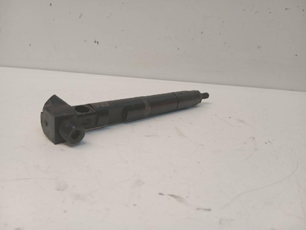 Injecteur 651921 228354010 de Mercedes-benz Clase c (w205) 2014-2018 170 CV con 347723 km - pieza usada