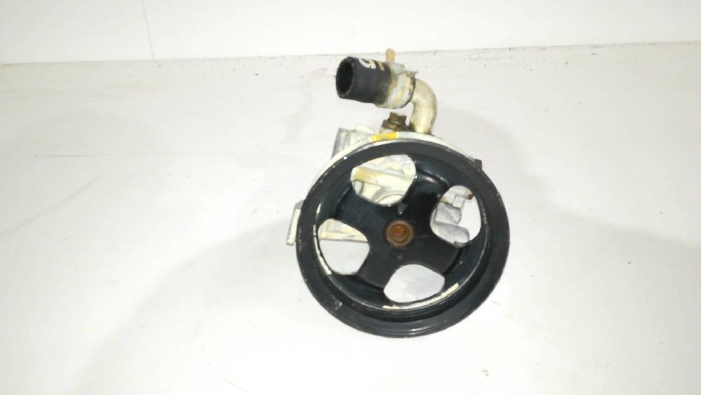 Bomba de servodirección 2T14-3A696-AE de Ford Transit connect (tc7) 2002-2013 - pieza usada