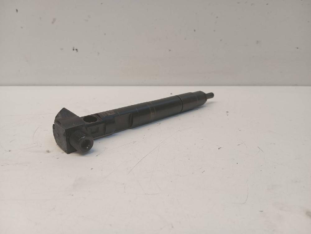 Injecteur 651921 228354010 de Mercedes-benz Clase c (w205) 2014-2018 170 CV con 347723 km - pieza usada
