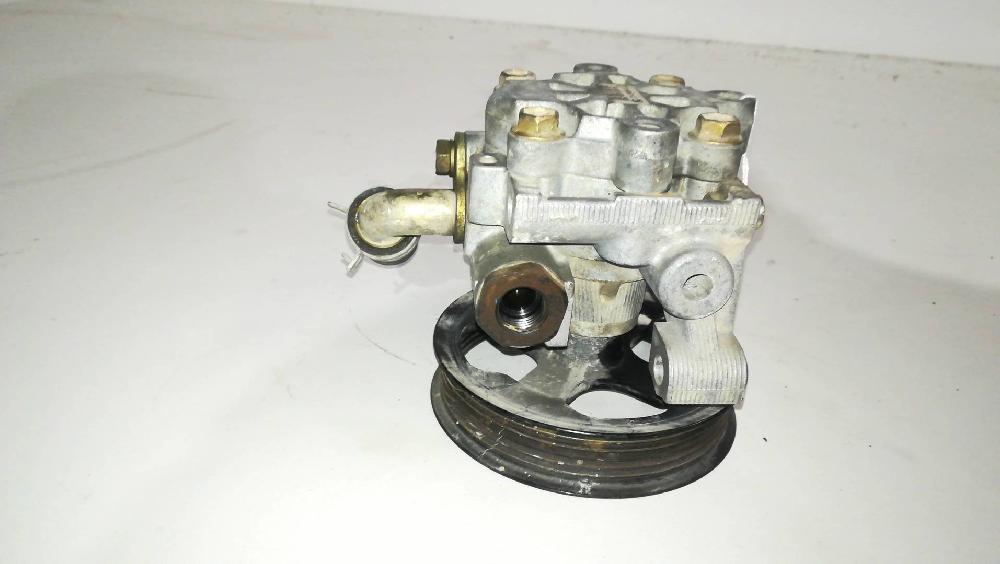 Bomba de servodirección 2T14-3A696-AE de Ford Transit connect (tc7) 2002-2013 - pieza usada