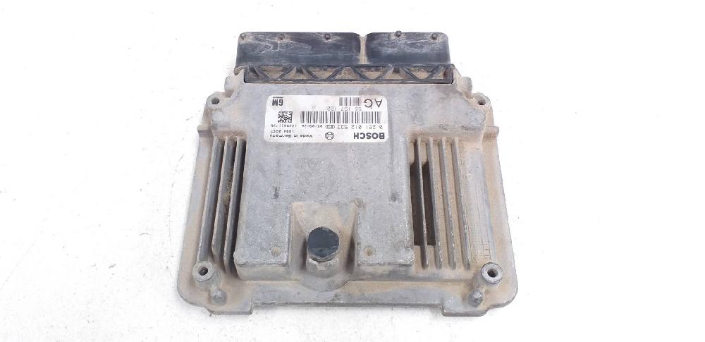 Centralita motor uce Z19DT 0281012533 de Opel Vectra c berlina 2002-2008 120 CV